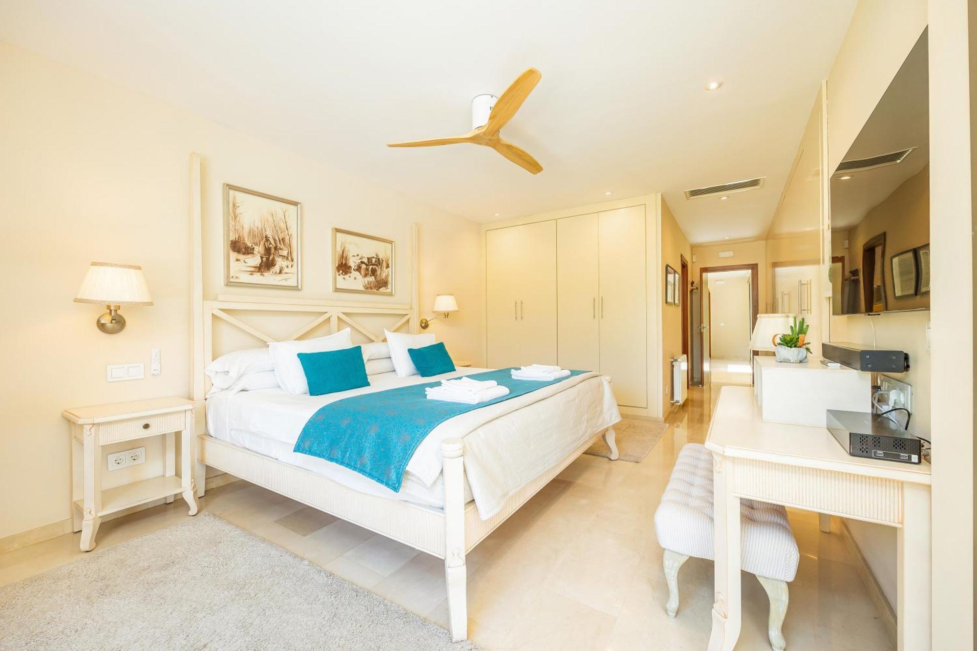 Bellviure Luxury Villa Marratxi Bilik gambar
